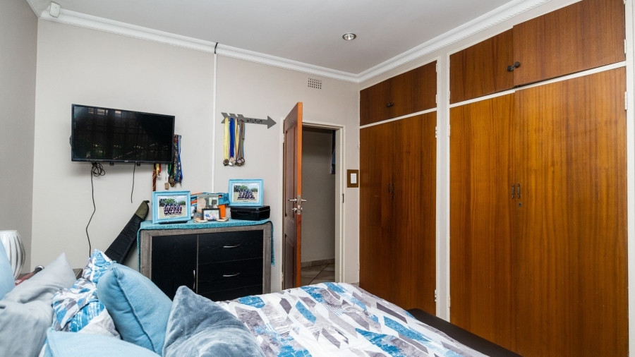 5 Bedroom Property for Sale in Protea Park North West